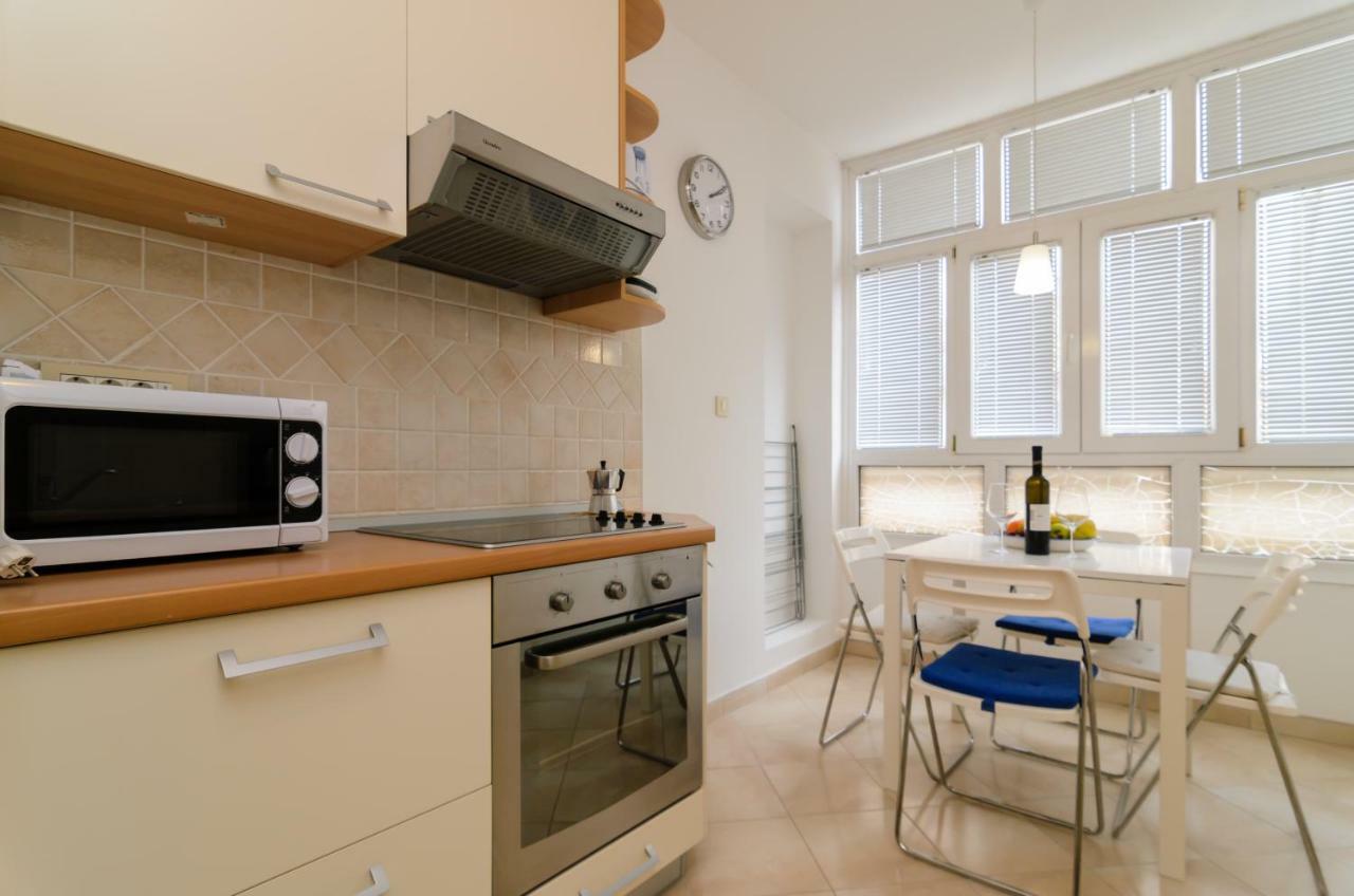 Ornella Appartement Zadar Buitenkant foto