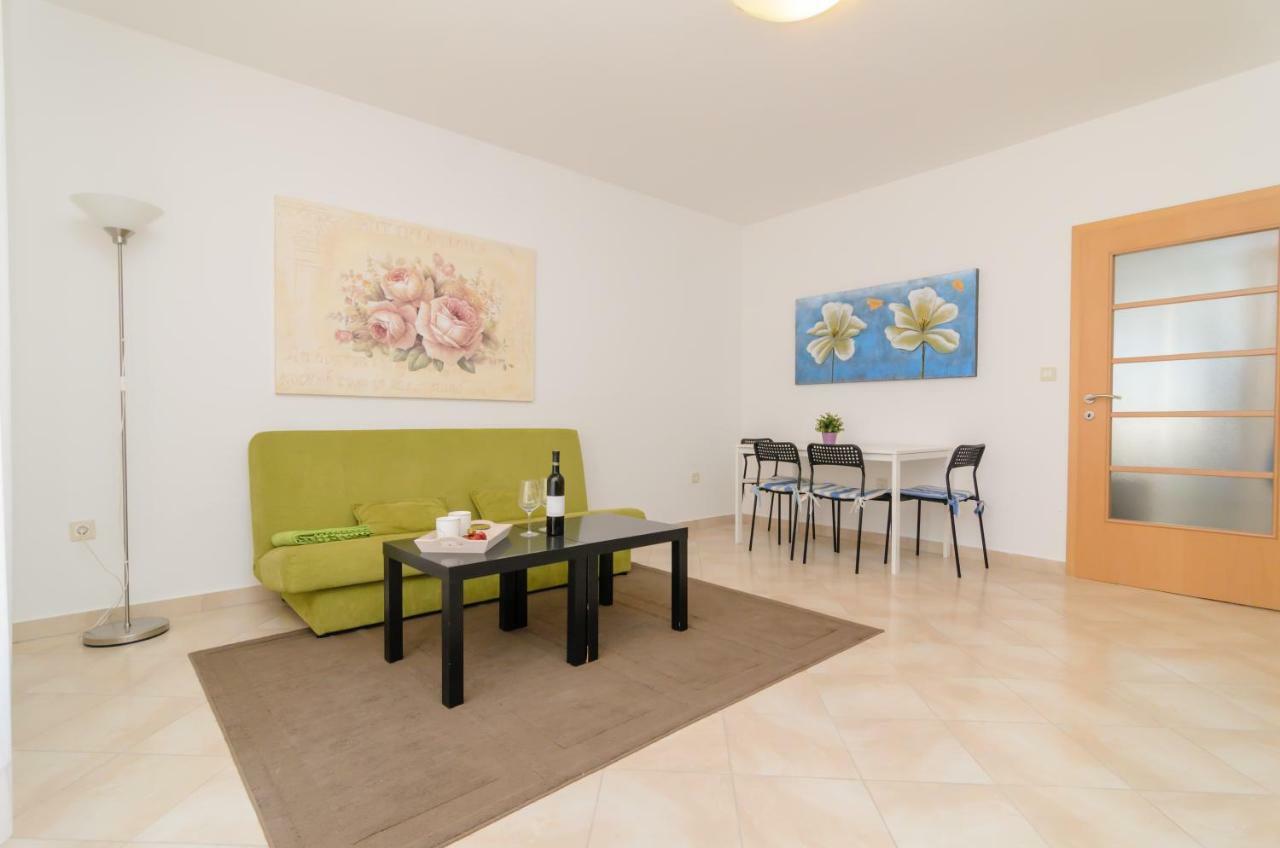 Ornella Appartement Zadar Buitenkant foto