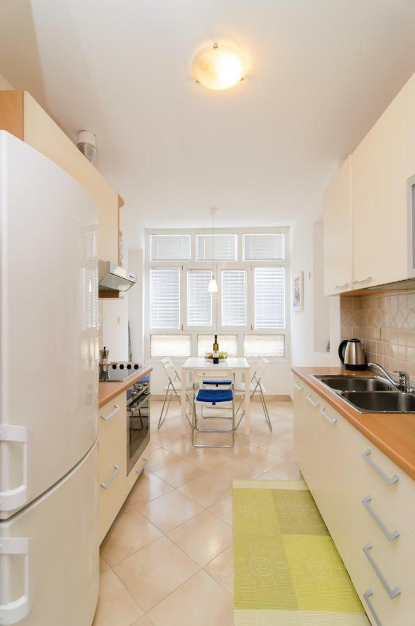 Ornella Appartement Zadar Buitenkant foto