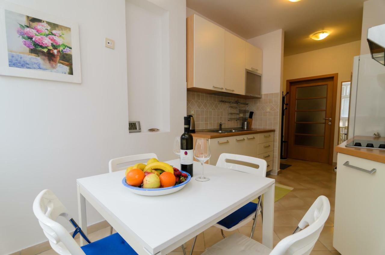 Ornella Appartement Zadar Buitenkant foto